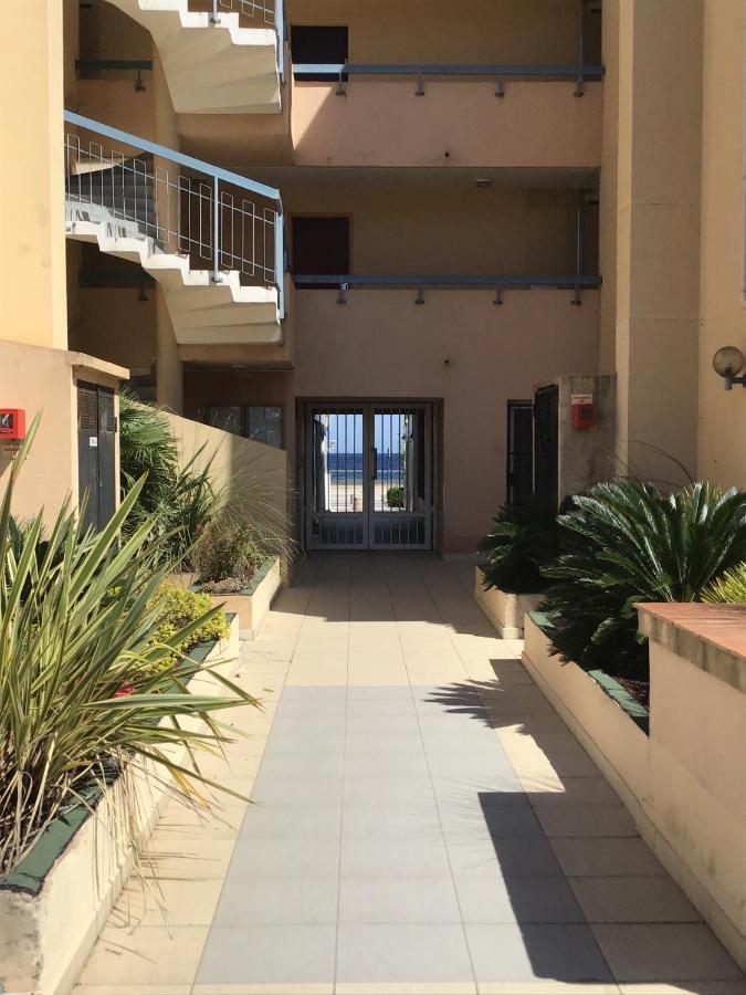 Studio 207-Front De Mer Parking Prive Cavalaire-sur-Mer Eksteriør bilde
