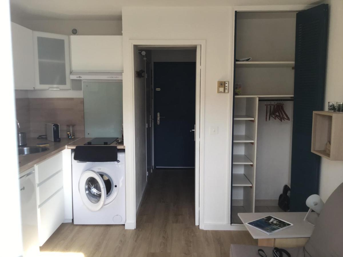 Studio 207-Front De Mer Parking Prive Cavalaire-sur-Mer Eksteriør bilde