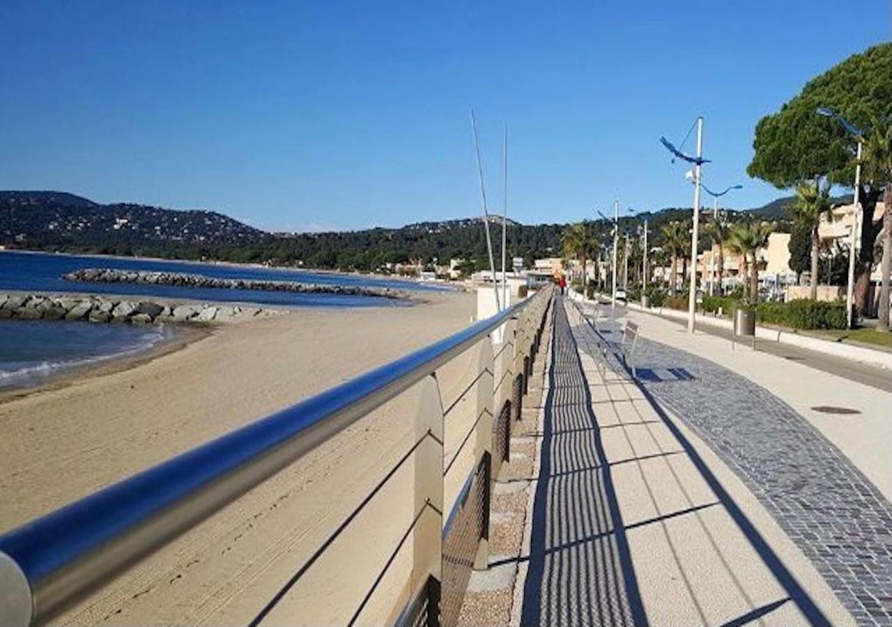 Studio 207-Front De Mer Parking Prive Cavalaire-sur-Mer Eksteriør bilde